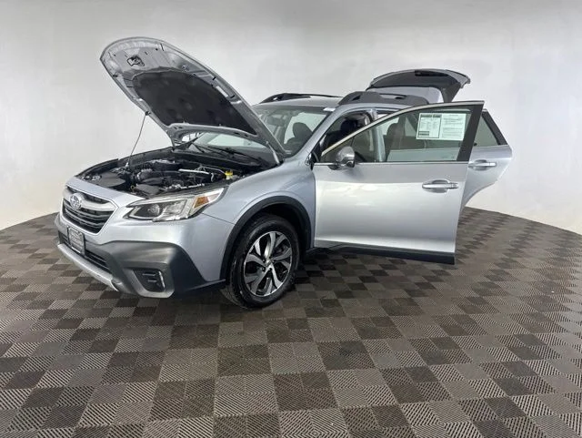 Used 2022 Silver Subaru Limited image 10