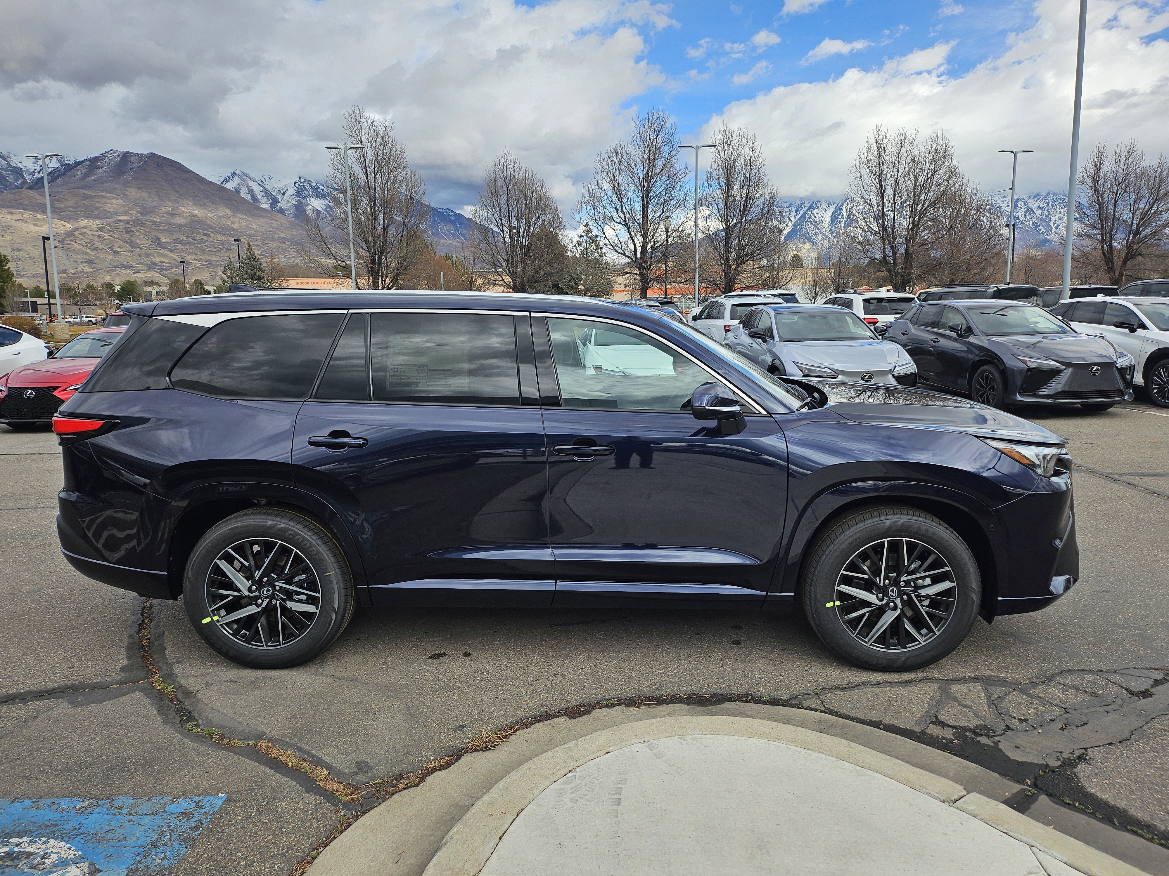 New 2026 Nightfall Mica Lexus PREMIUM AWD image 4