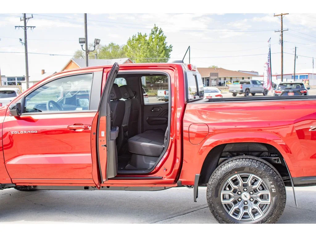 New 2026 RADIANT RED TINTCOAT Chevrolet 4WD Z71 image 14