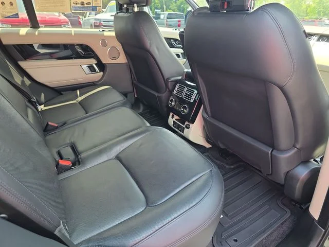 Used 2022  Land Rover Westminster image 12