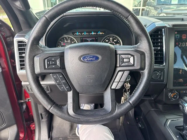 Used 2016 Red Ford XLT image 10