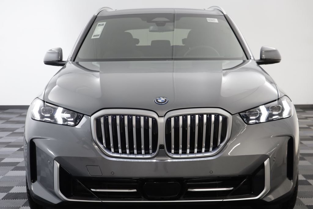 New 2026 Gray Metallic BMW xDrive50e image 23