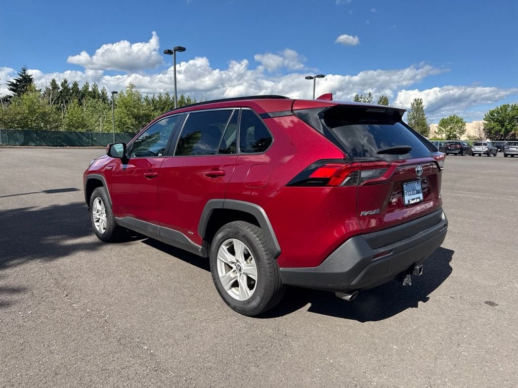Used 2020 Ruby Flare Pearl Toyota XLE image 5