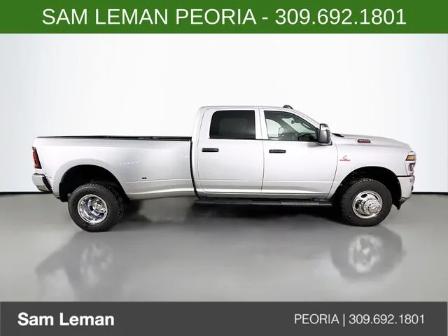 New 2026 Silver Ram Tradesman image 8