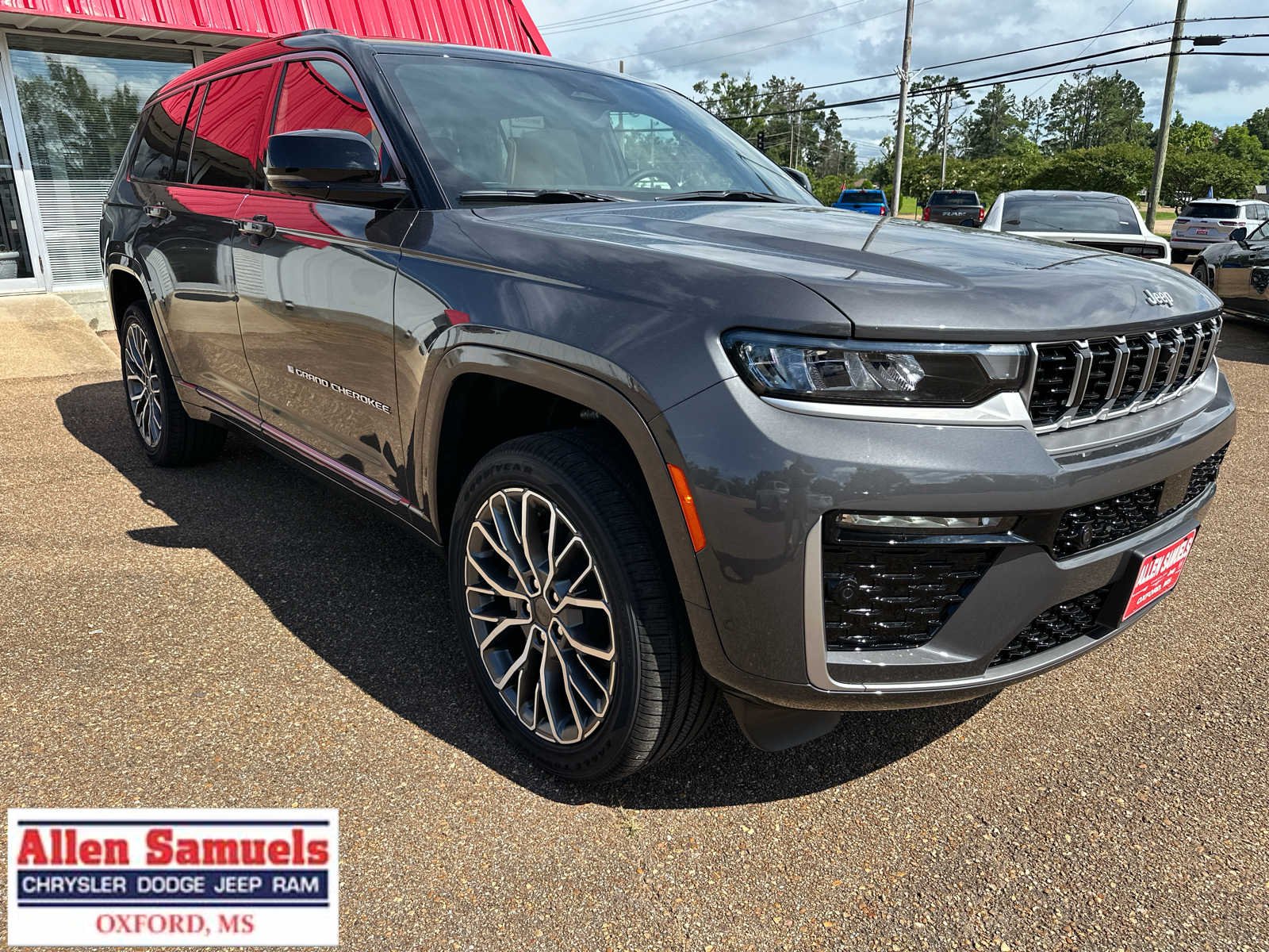 New 2026 Baltic Gray Metallic Clear-Coat Exterior Paint Jeep Summit image 2