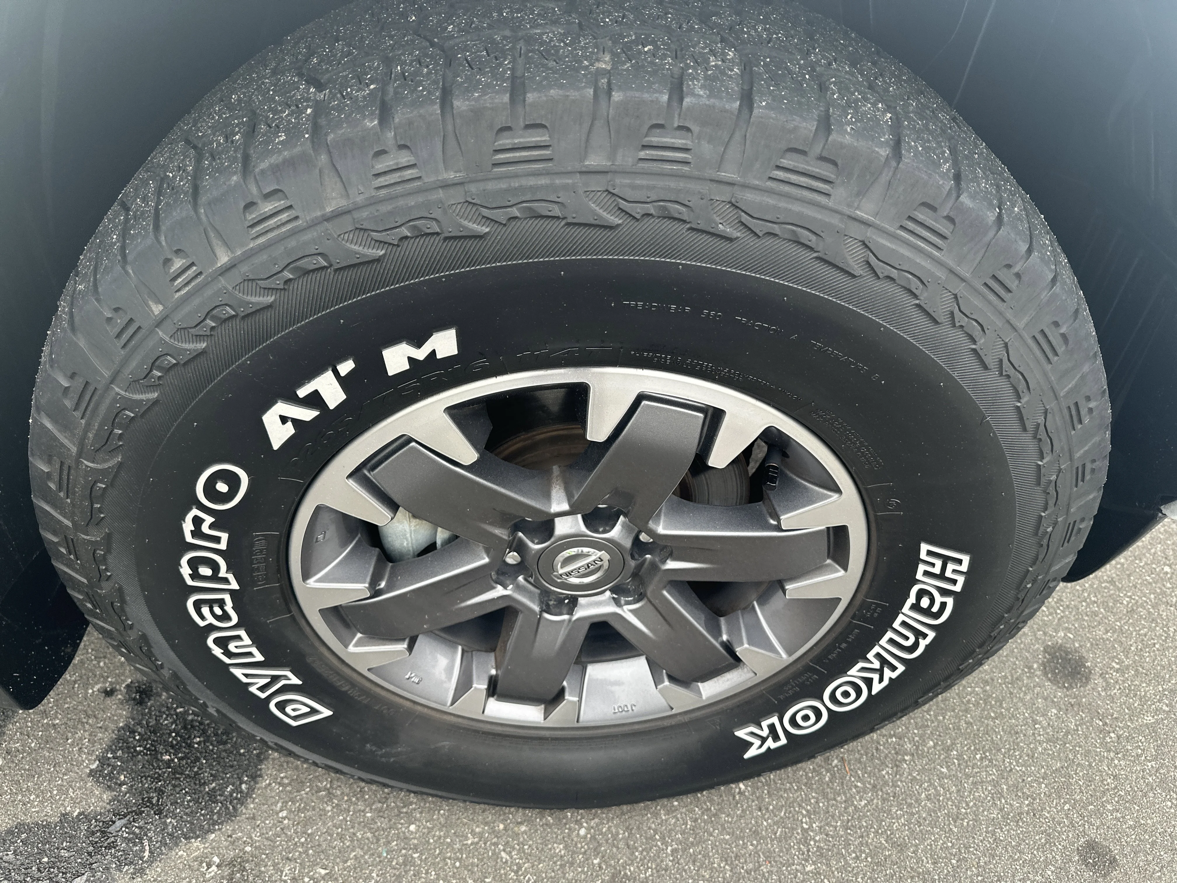 Used 2020 Glacier White Nissan PRO-4X image 35