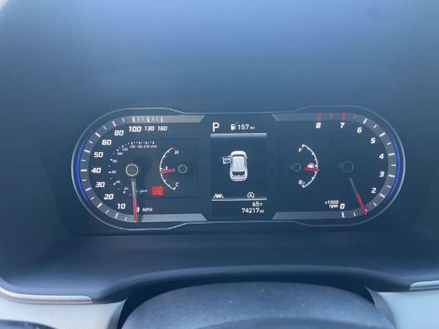 Certified Used 2023 Phantom Black Hyundai SE image 17