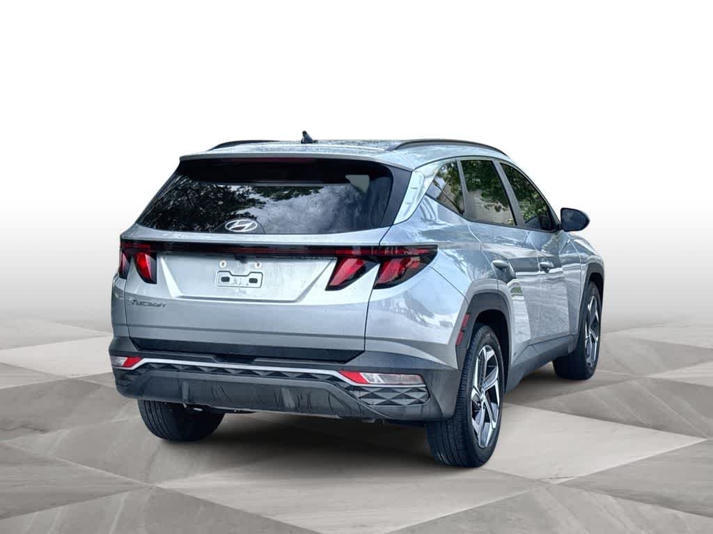 Used 2024 Shimmering Silver Hyundai SEL image 8