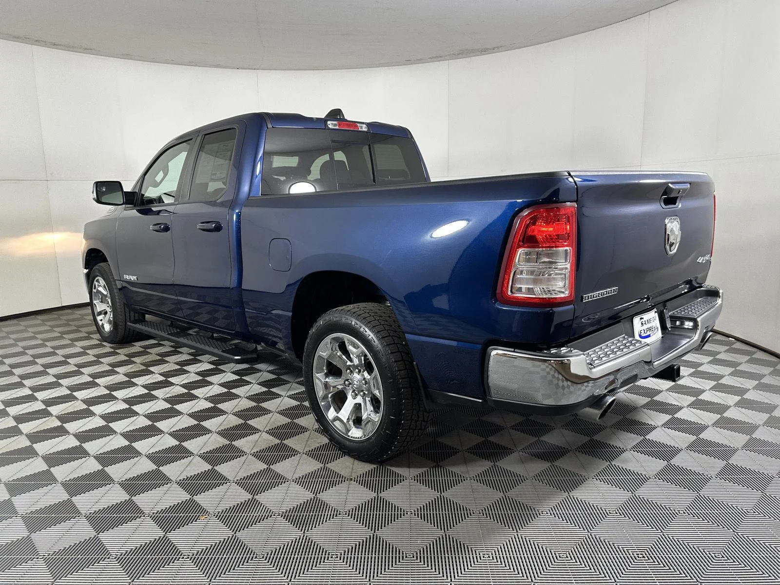 Used 2022 Patriot Blue Pearlcoat Ram Big Horn image 16