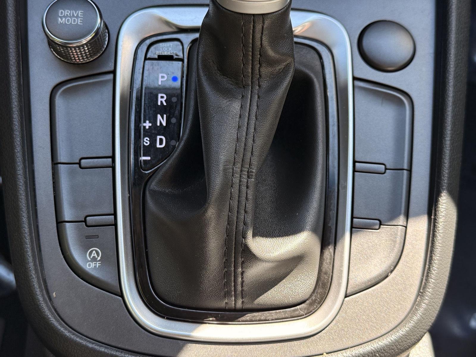 Certified Used 2023 Abyss Black Pearl Hyundai SEL image 28