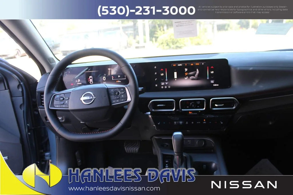 New 2026 Atlantic Gray Metallic / Super Black Two-tone Nissan SR image 17