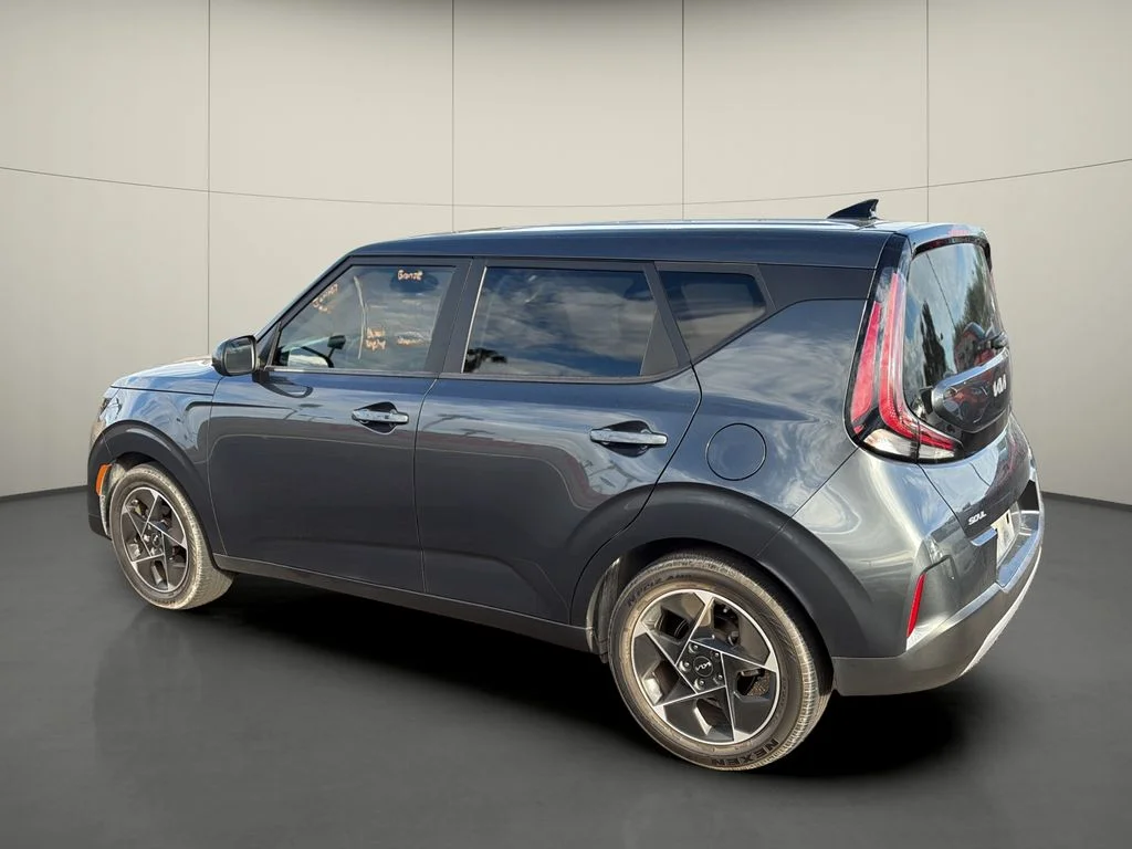 Used 2024 Gray Kia EX image 5