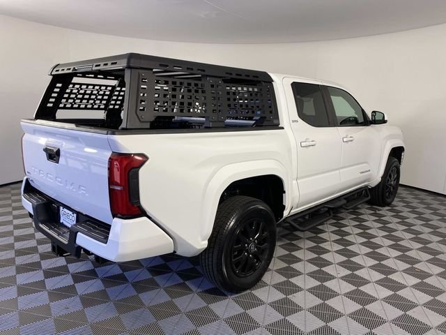 Used 2025 White Toyota SR5 image 9