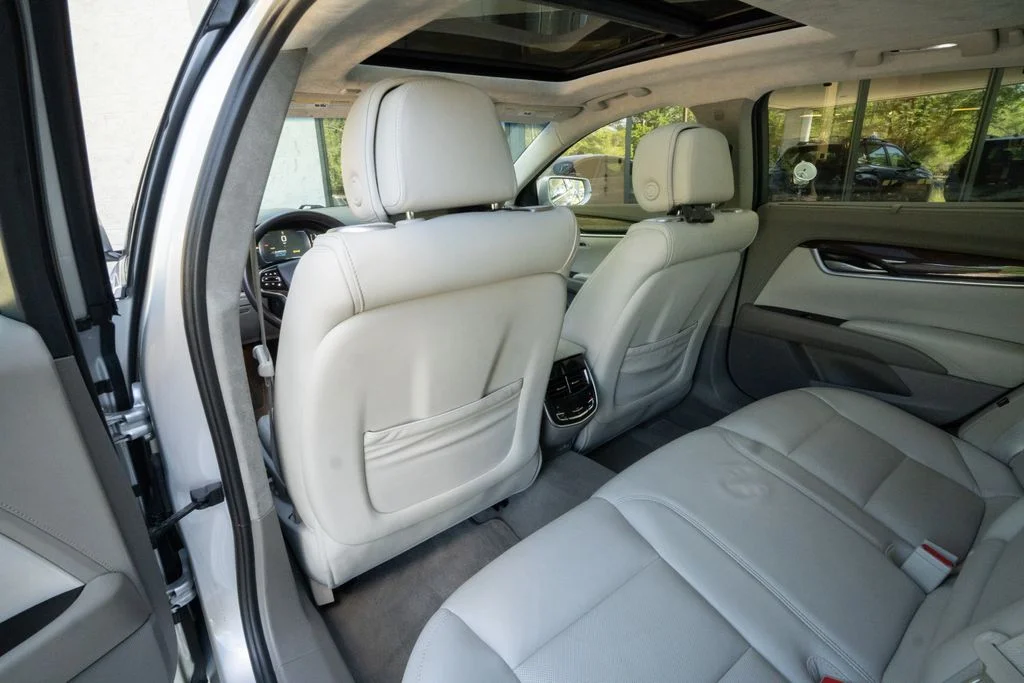 Used 2014 Silver Cadillac Platinum image 19