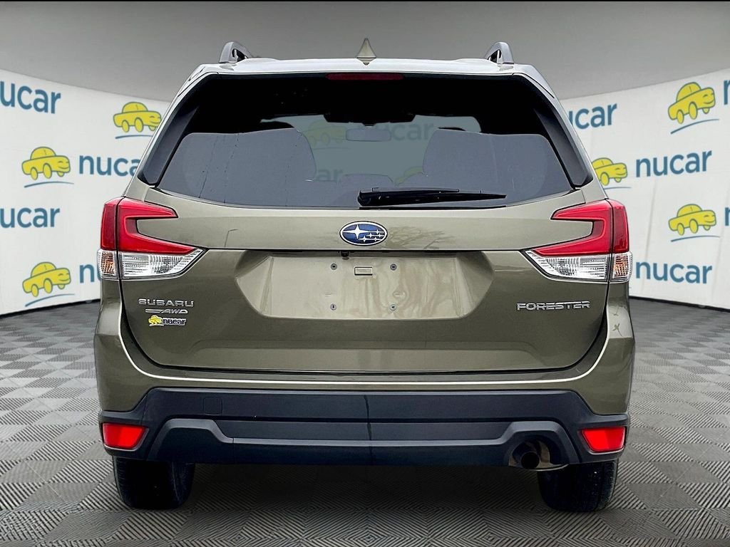 Used 2023 Brown Subaru Premium image 5