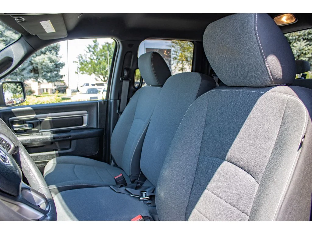 Used 2022 Billet Silver Metallic Clearcoat Ram Warlock image 32