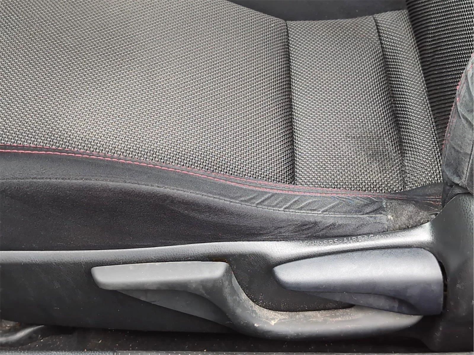 Used 2016 Pure Red Subaru Premium image 12
