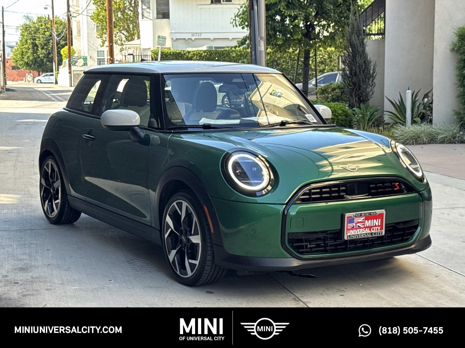 2026 MINI Hardtop Cooper S Signature's photo