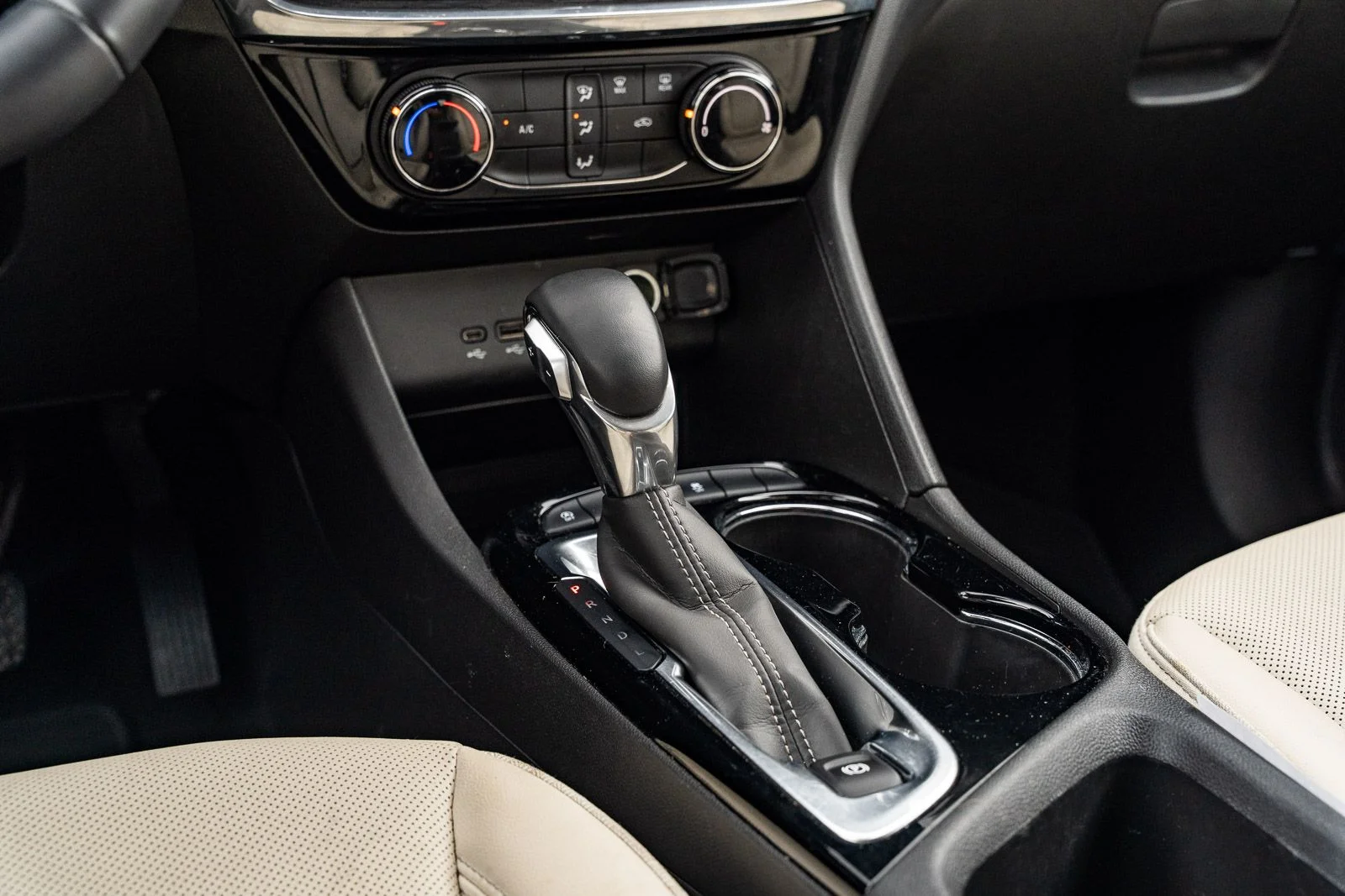 Used 2024 Gray Buick Sport Touring image 26