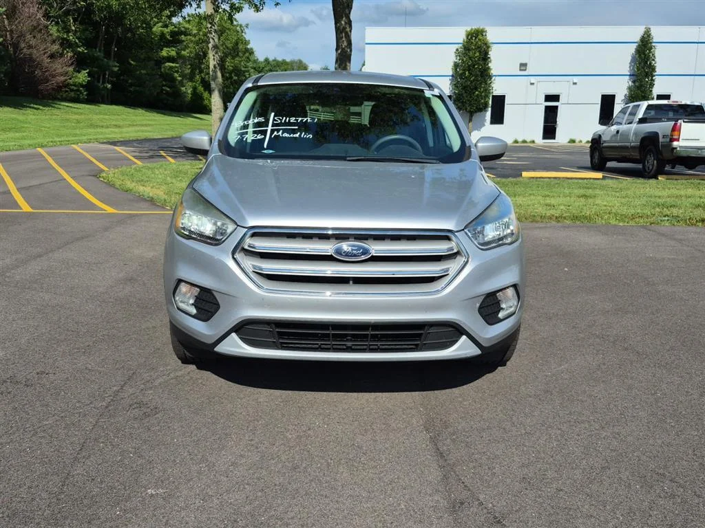 Used 2019 Ingot Silver Ford SE image 9