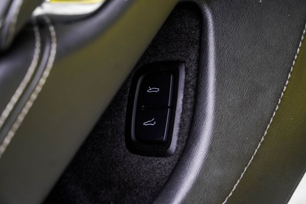 Used 2020 Yellow Chevrolet Stingray image 39