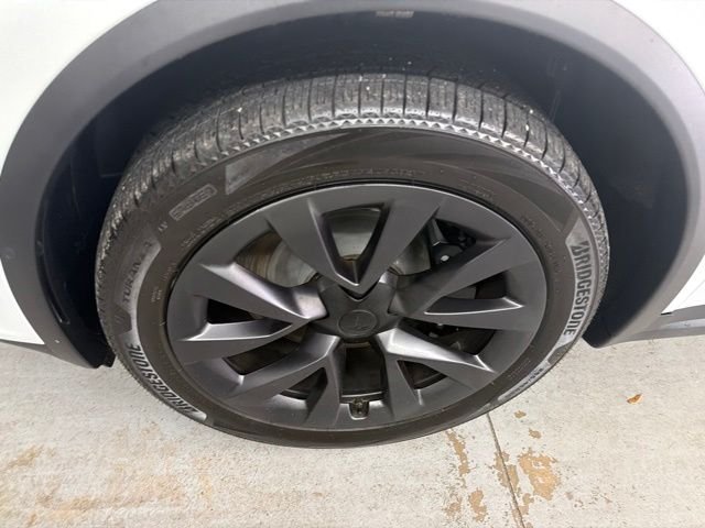 2022 Tesla Model X Long Range - Photo 27