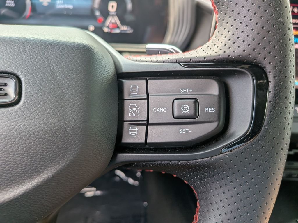 New 2026 Diamond Black Crystal Pearlcoat Dodge Scat Pack image 22