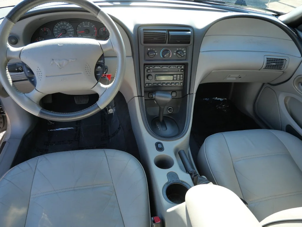 Used 2004  Ford V6 image 21