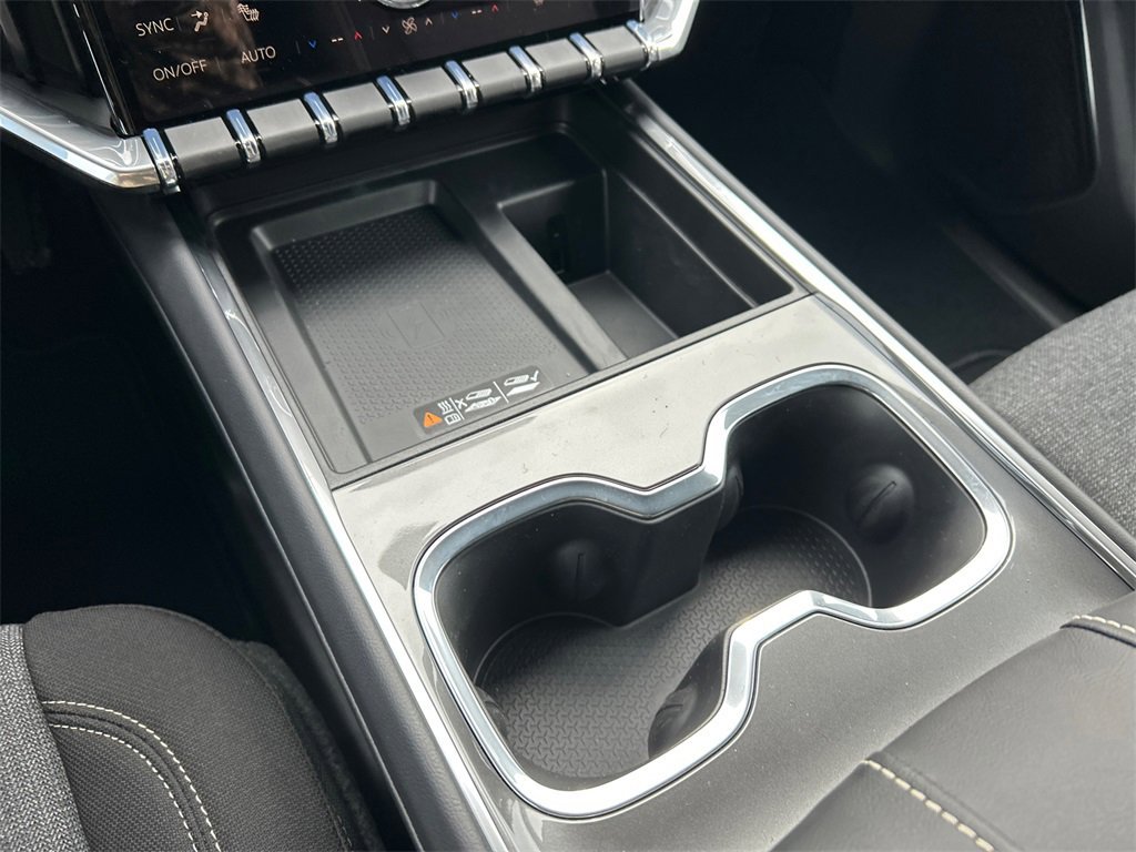 2026 GMC ACADIA - Image 25