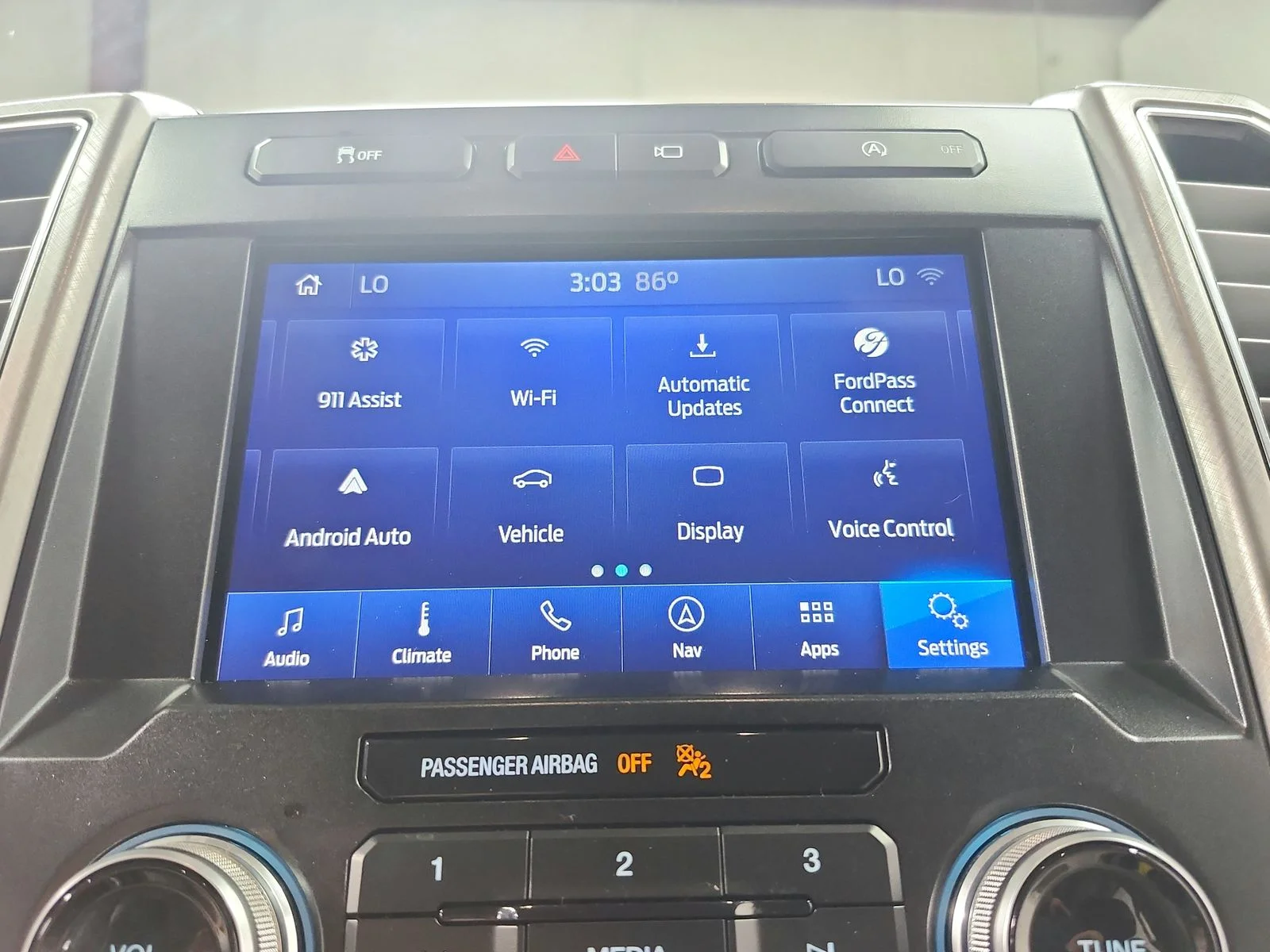 Used 2020 Black Ford Limited image 34