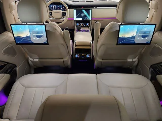 Used 2023 Belgravia Green Metallic Land Rover Autobiography image 31