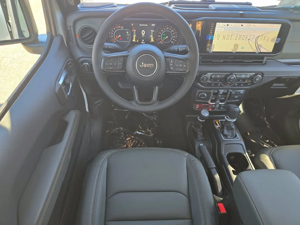 New 2026 White/off-white Jeep Mojave X image 27