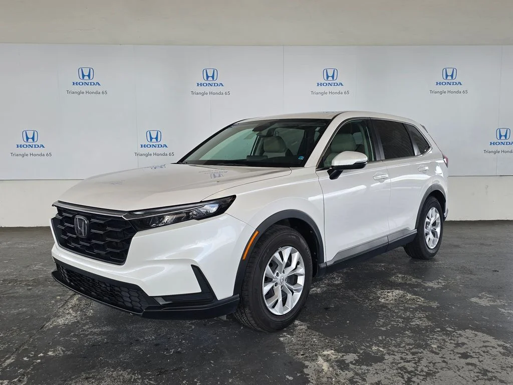 Used 2025 White Honda LX image 36