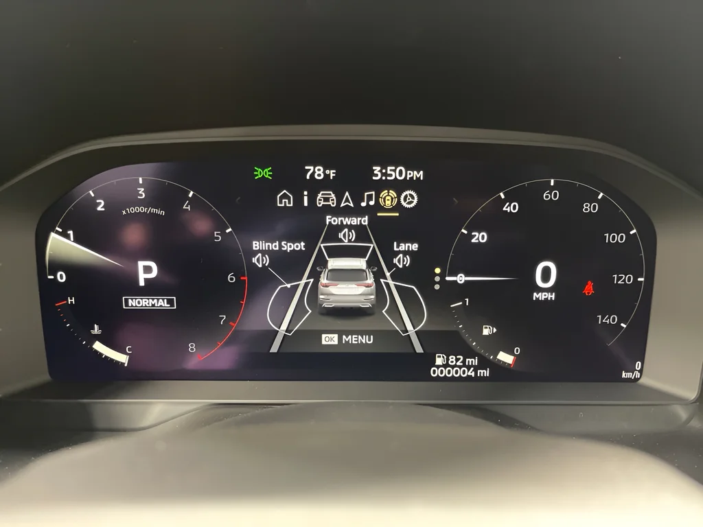 New 2026 Graphite Gray Mitsubishi SEL image 5