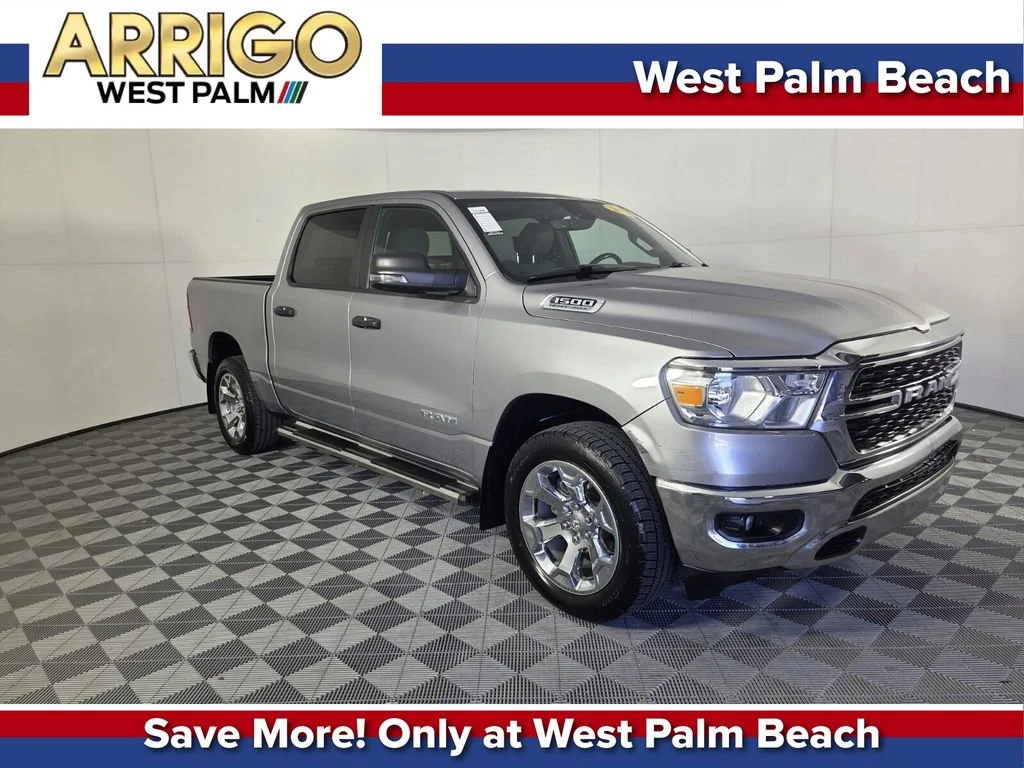 2023 RAM 1500 Big Horn/Lone Star 4x4 Crew Cab 5'7's photo