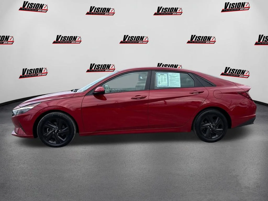 Used 2021 Red Hyundai SEL image 8