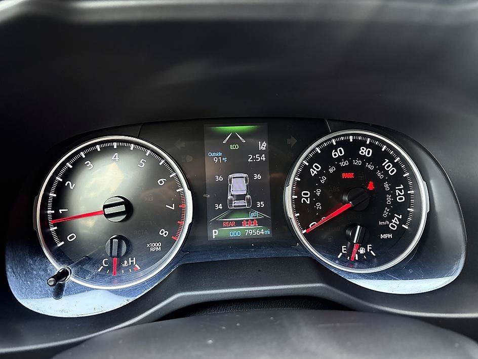 Used 2022 Lunar Rock Toyota XLE image 14