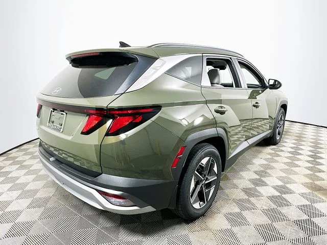 New 2026 Green Hyundai SEL image 3