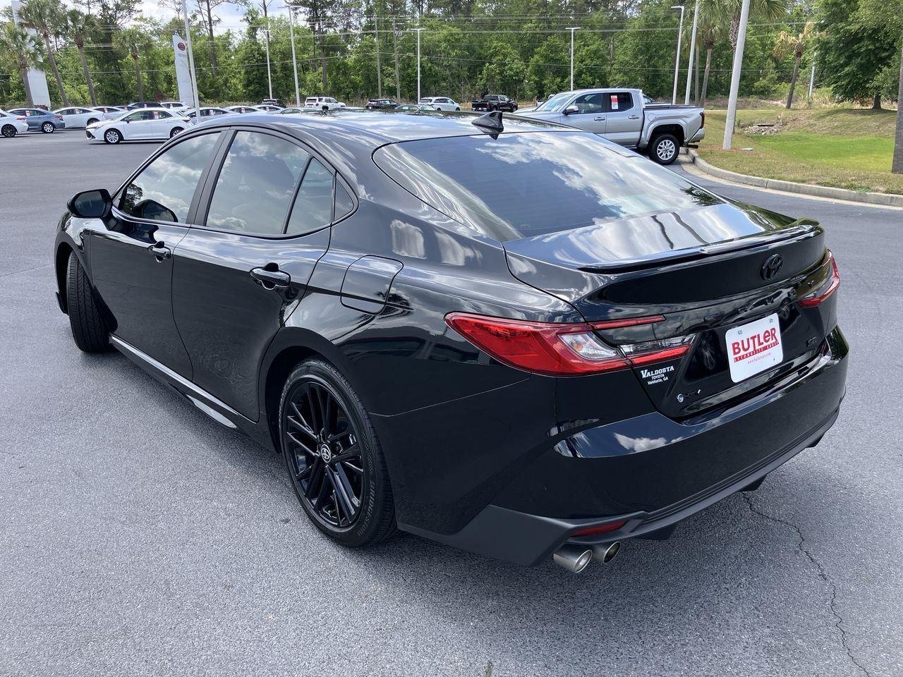 Used 2025 Black (Midnight Black Metallic) Toyota SE image 3