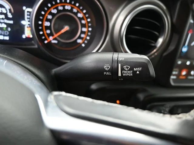 Used 2022 Gray Jeep Unlimited Sahara image 30