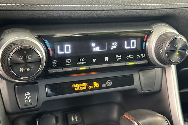 Certified Used 2019 White Toyota XLE Premium image 25