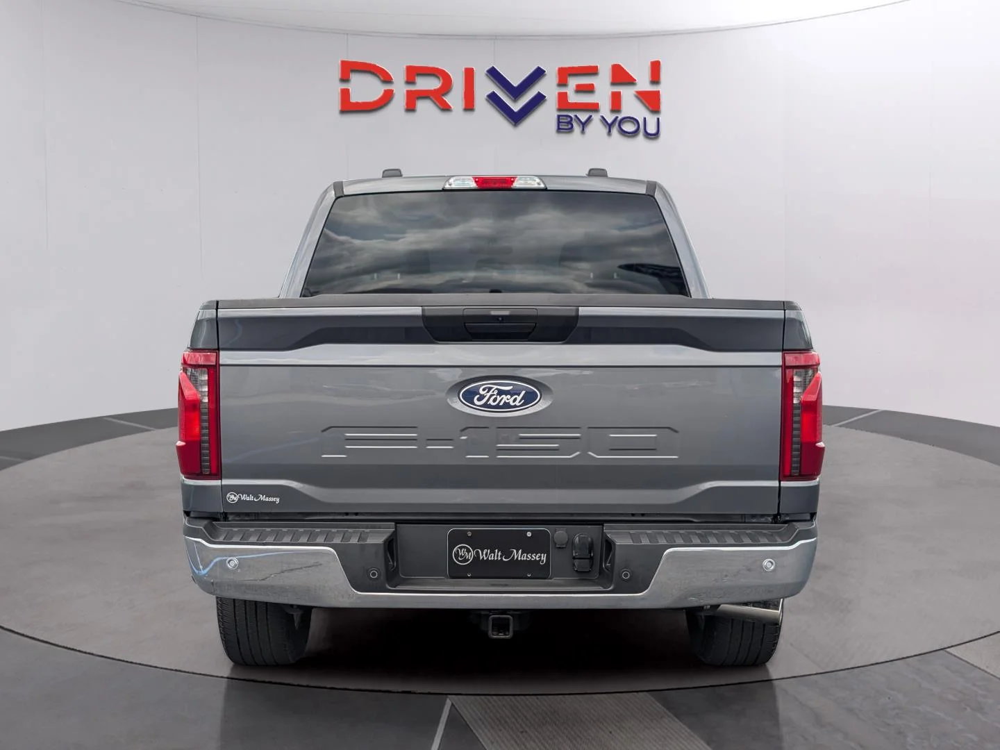 Used 2025 Carbonized Gray Ford XLT image 4