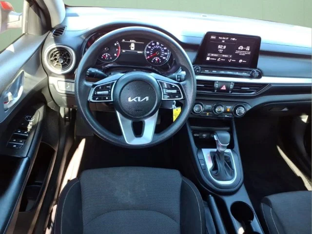 Used 2024 Red Kia LXS image 17