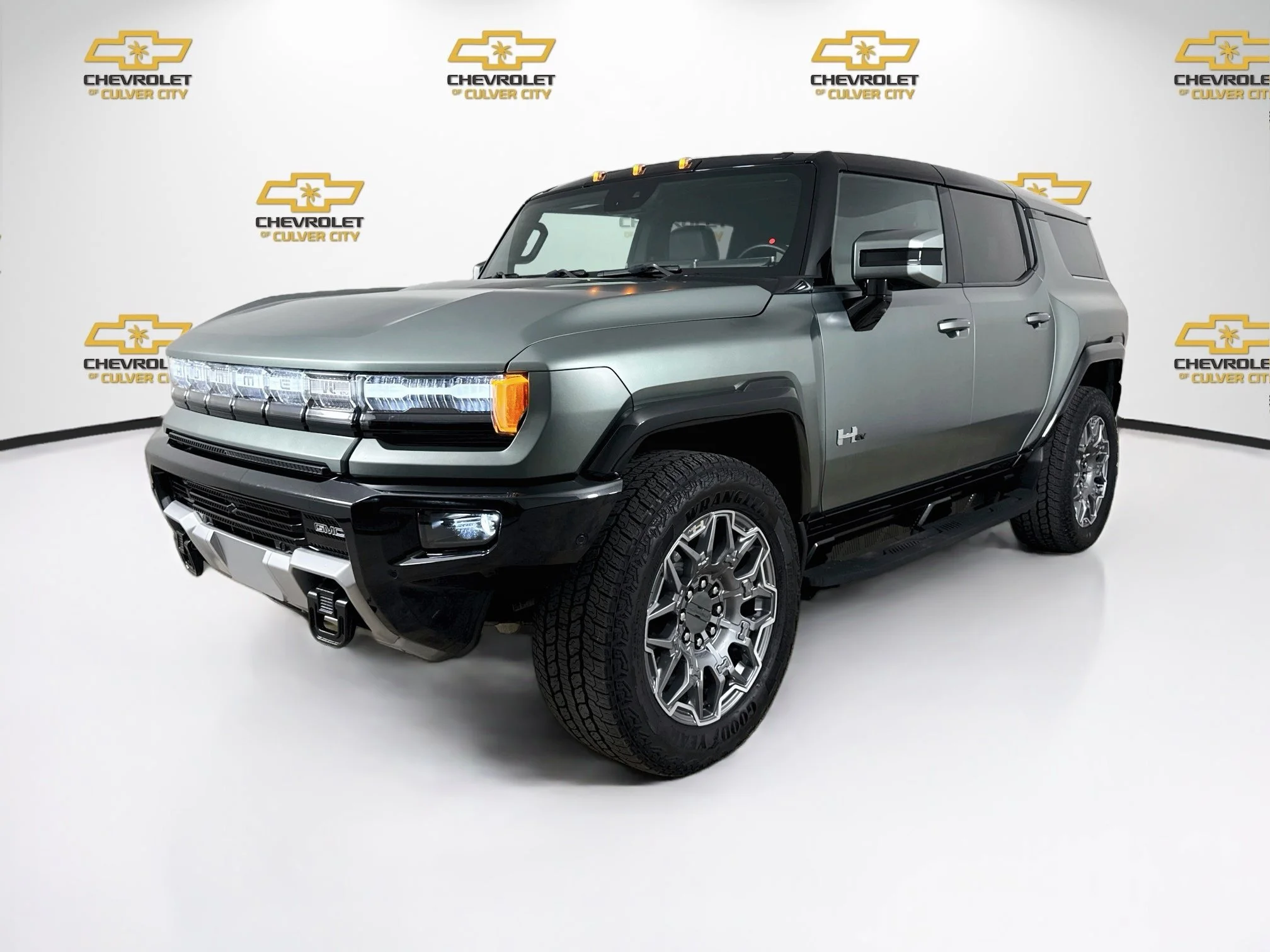 Used 2024 Moonshot Green Matte GMC 3X image 3