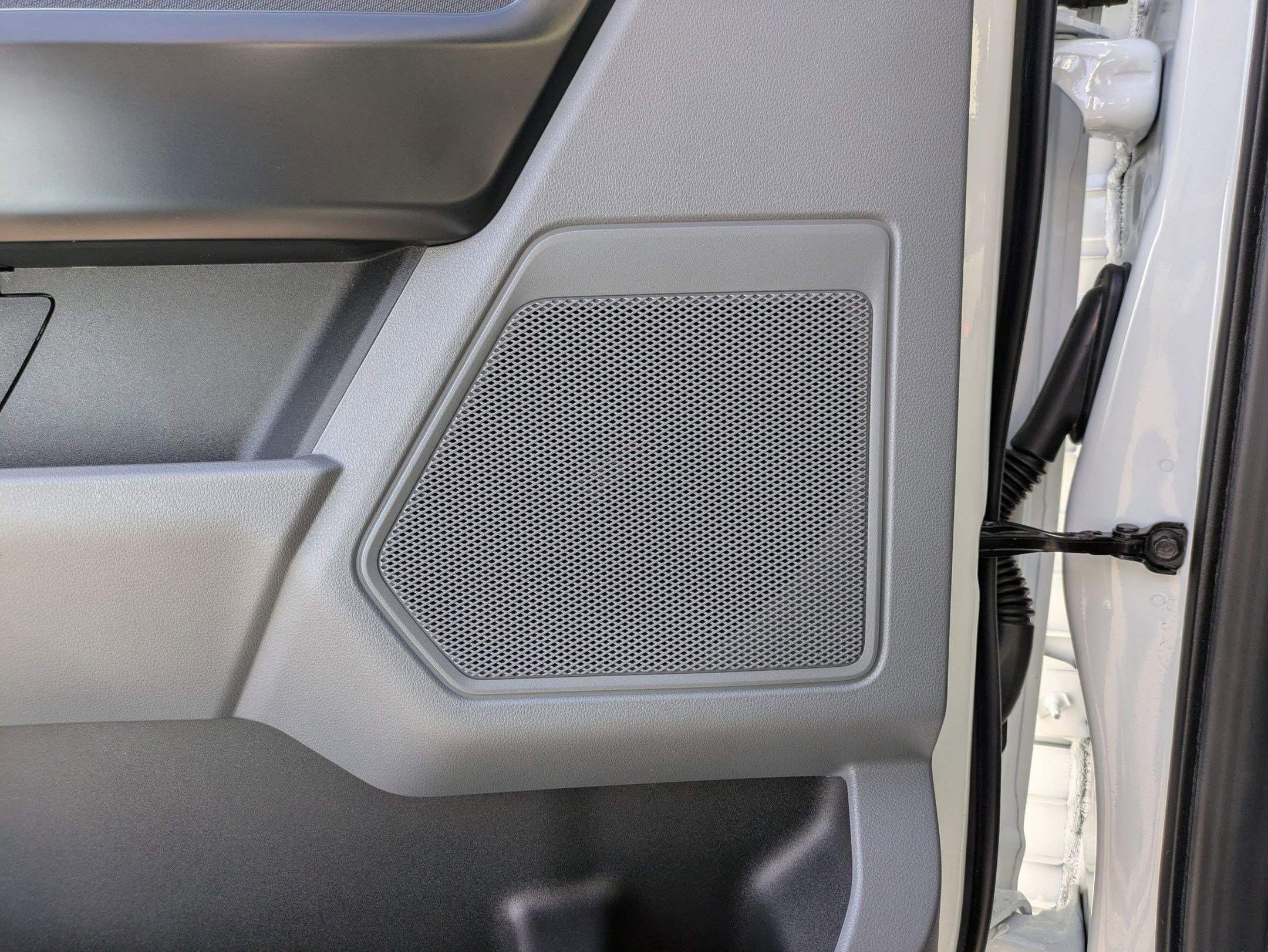 Used 2025 Oxford White Ford XL image 14