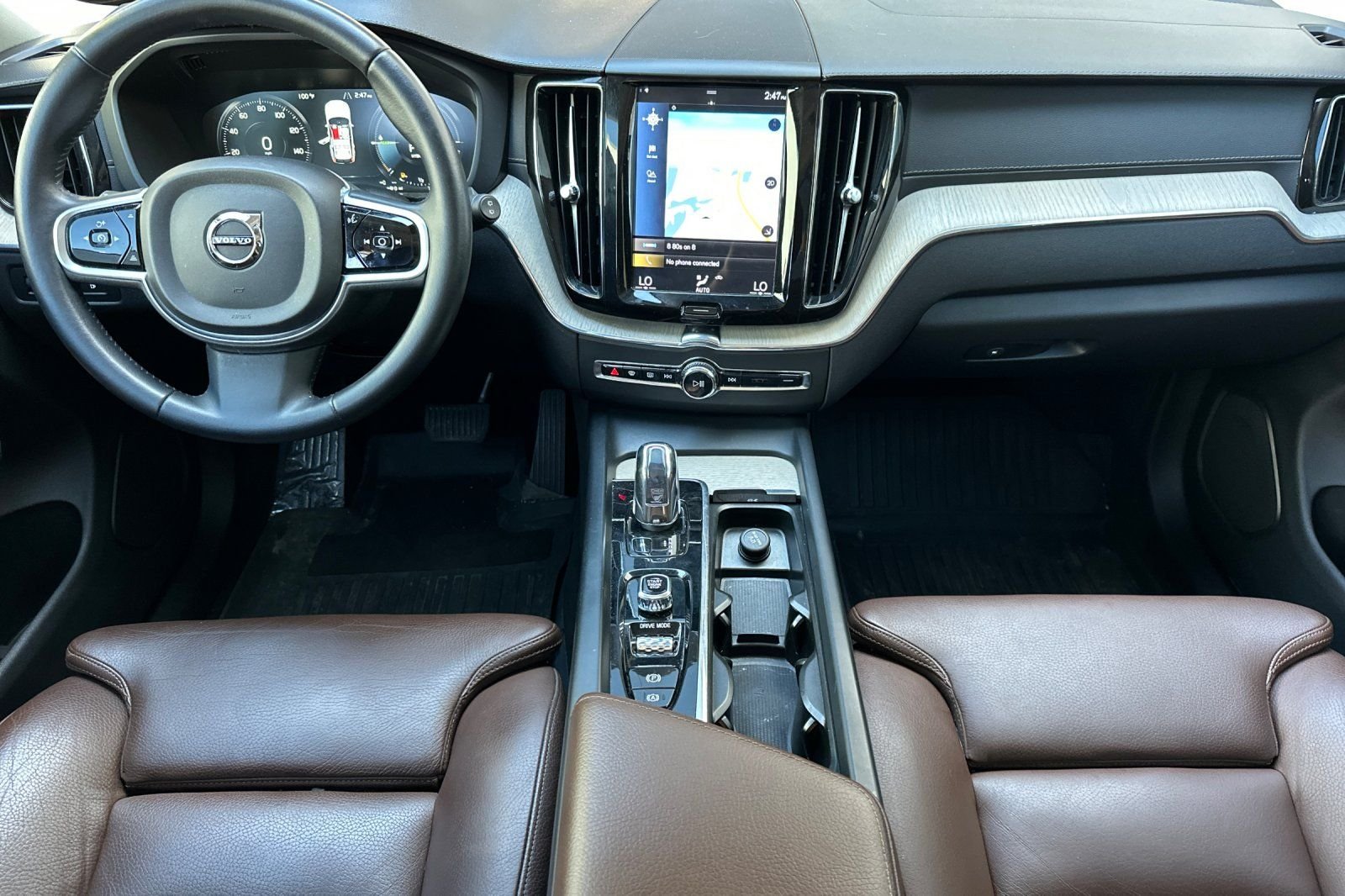 Used 2018 White Volvo T8 Inscription image 14