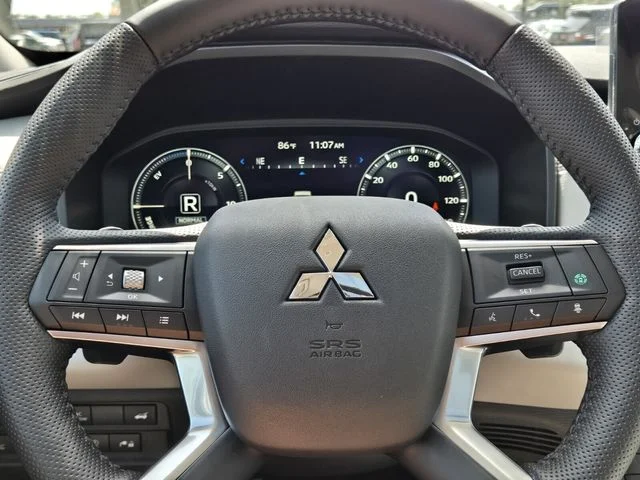 2025 Mitsubishi Outlander Plug-in Hybrid Platinum Edition - Photo 25