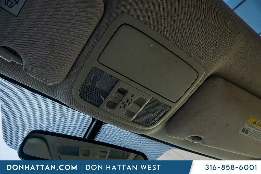 Used 2015  Honda EX-L image 15