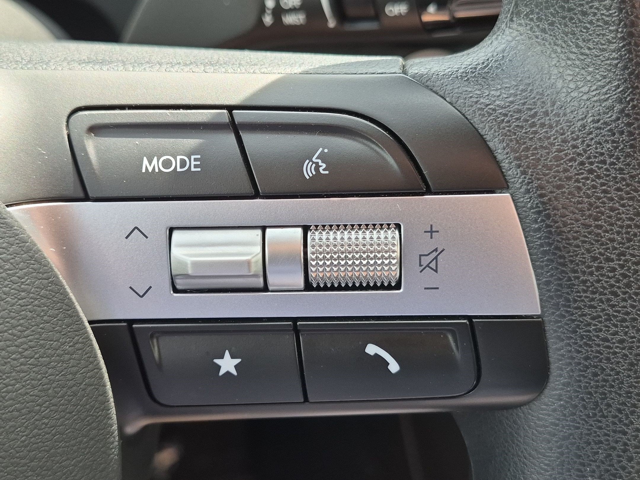 Used 2026 Hampton Gray Hyundai SEL image 18