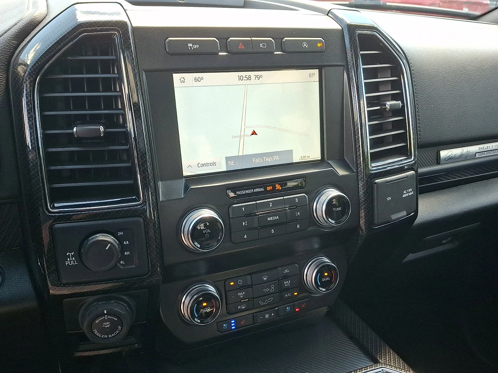 Used 2020 Agate Black Metallic Ford LARIAT image 23